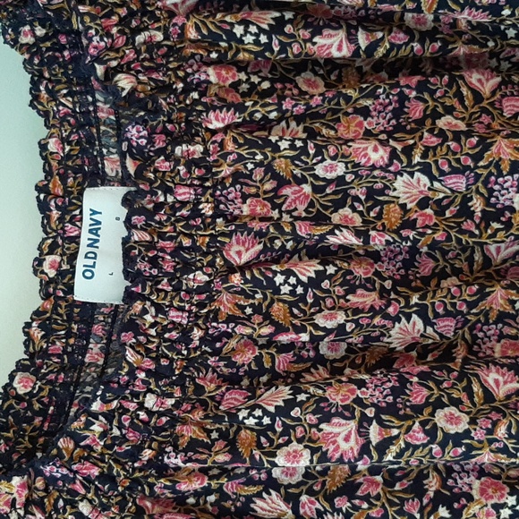 Old Navy Smocked Floral Blouse - Picture 2 of 4